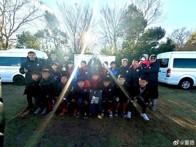 8戰(zhàn)全勝奪日本杯賽冠軍！中國(guó)足球小將發(fā)布感謝信