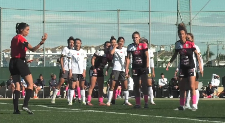  唐佳麗梅開二度、邵子欽破門，中國女足3-2擊敗Alhama俱樂部女足