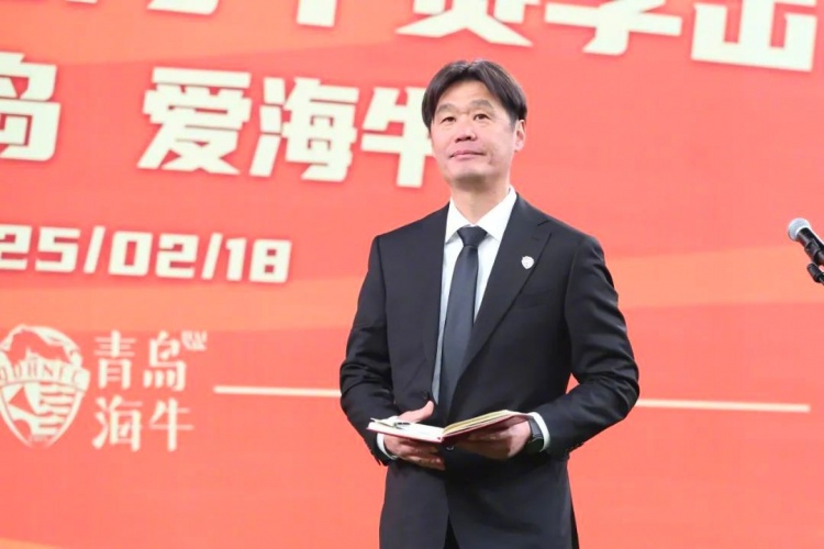  多名媒體人士點評海牛：引援老中青都有，就看李霄鵬的捏合能力了