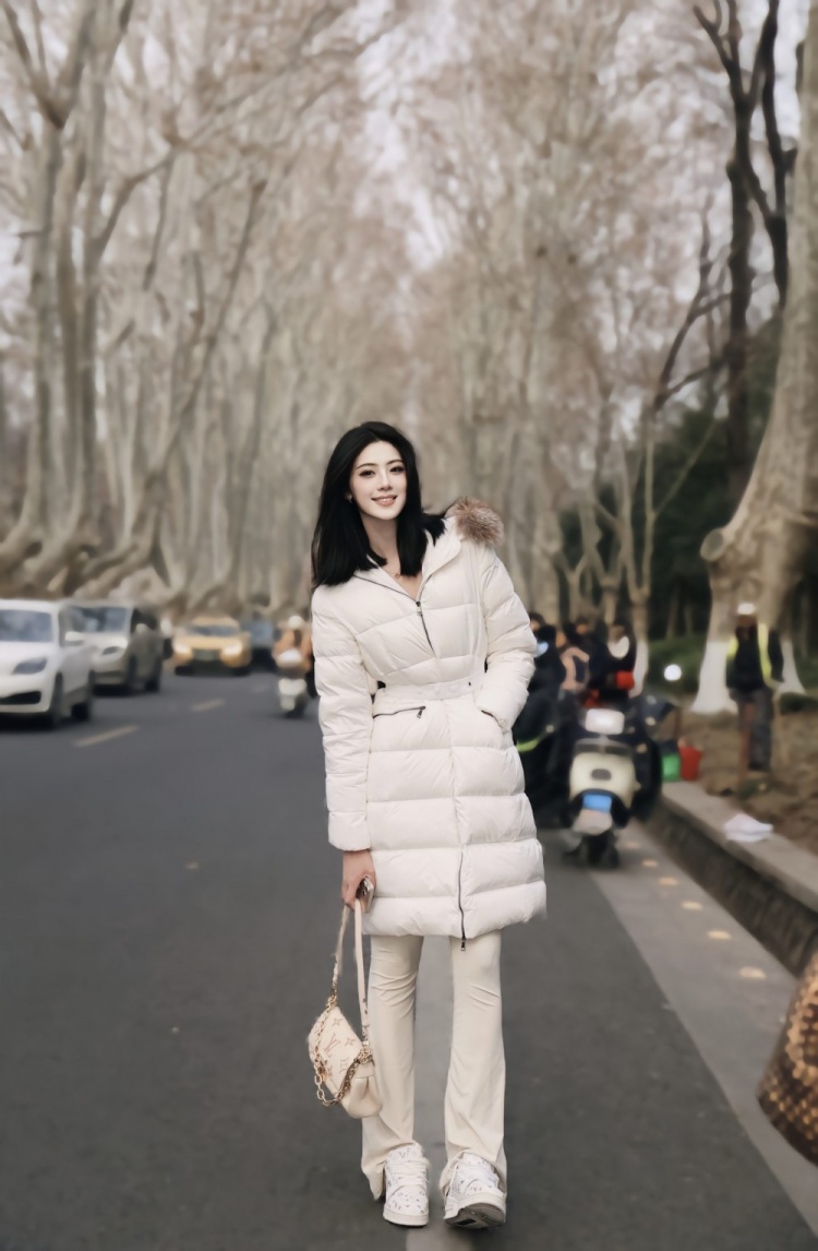  煙雨下江南！卓識游南京：卿言一句梧桐美 吾種梧桐滿京城