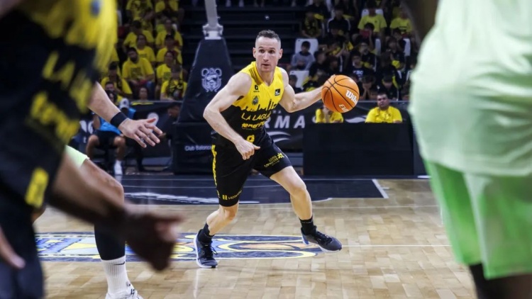  NBA初代老六，42歲進(jìn)入生涯巔峰？！