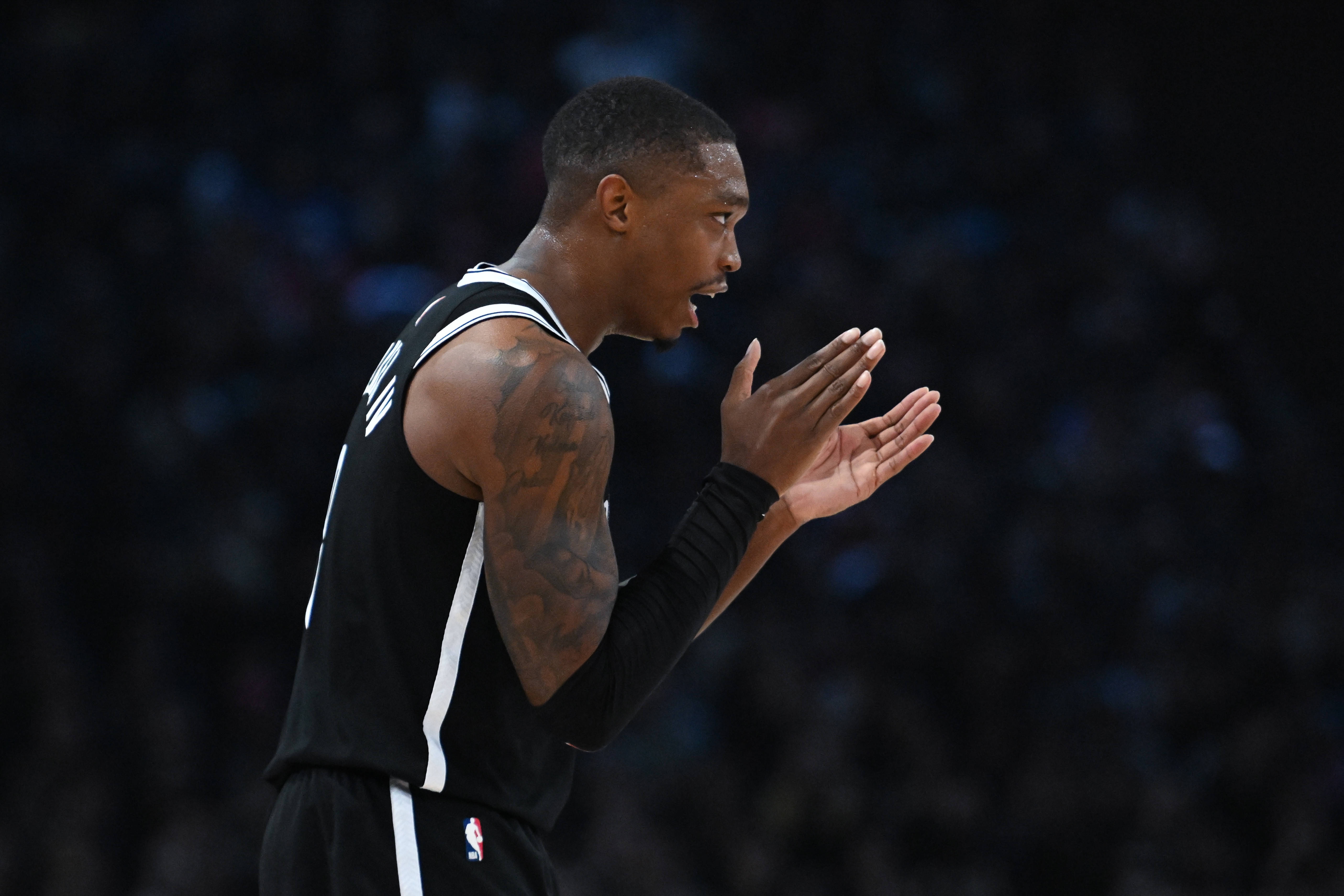  重返NBA！Shams：朗尼-沃克同意與76人簽下2年300萬美元合同