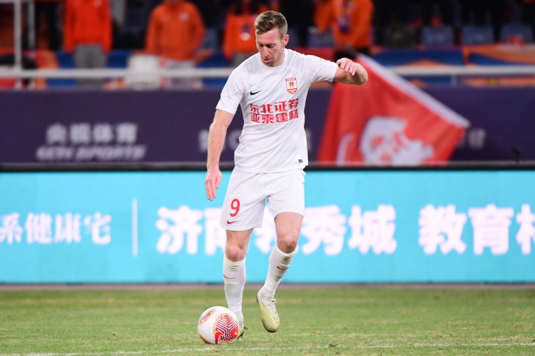  熱身賽：長春亞泰2-1青島海牛 貝里奇、奧莫伊胡安弗破門???