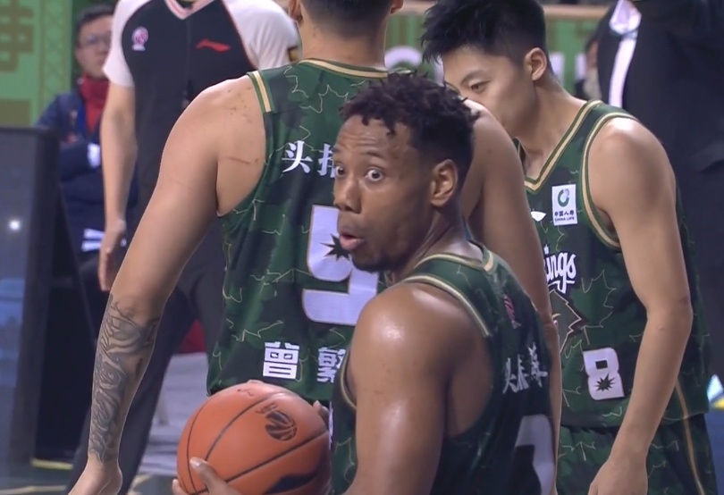  外線很準(zhǔn)！祝銘震6記三分拿下22分6籃板