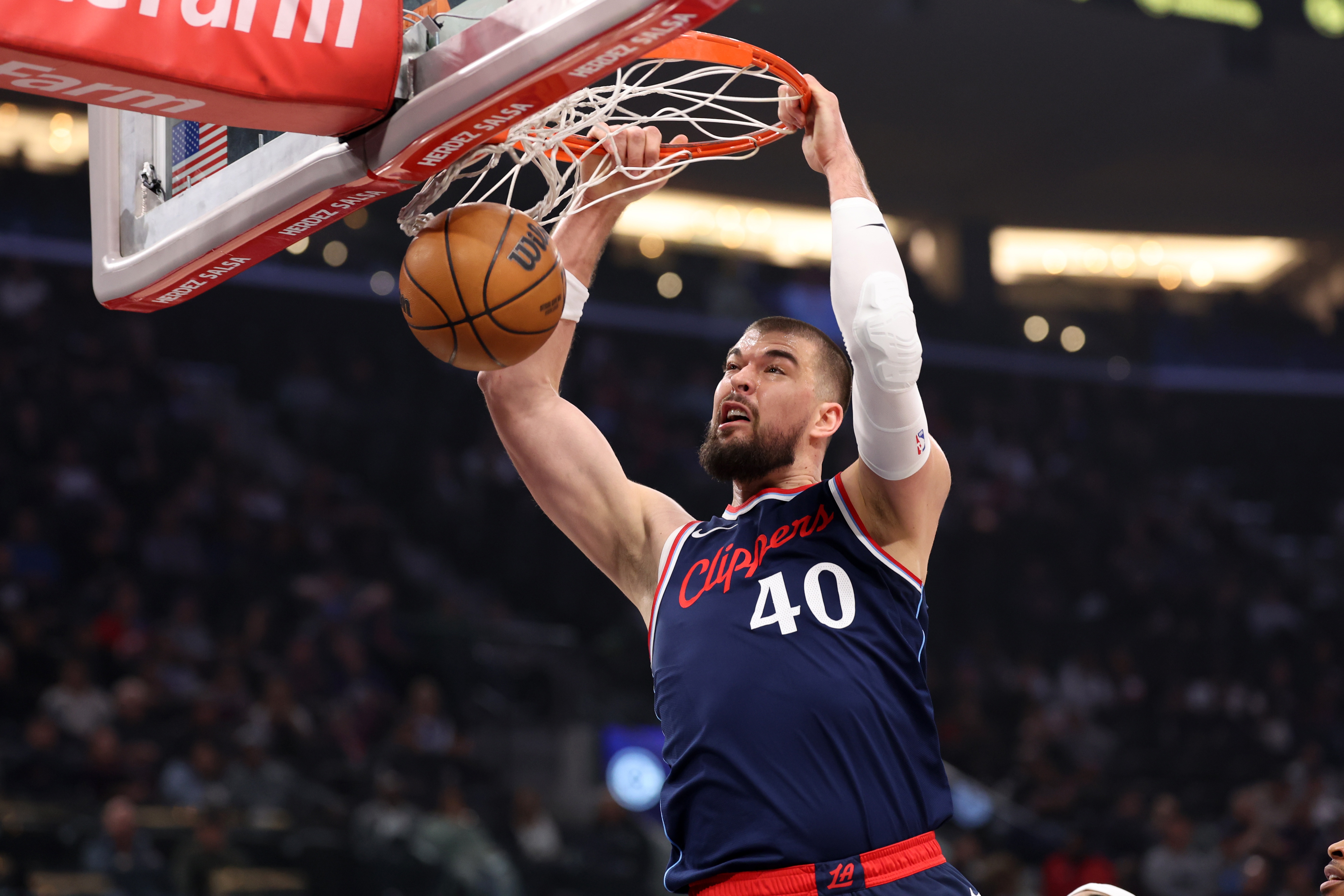  26分13板！船記：祖巴茨看起來仍然是NBA最好的中鋒之一