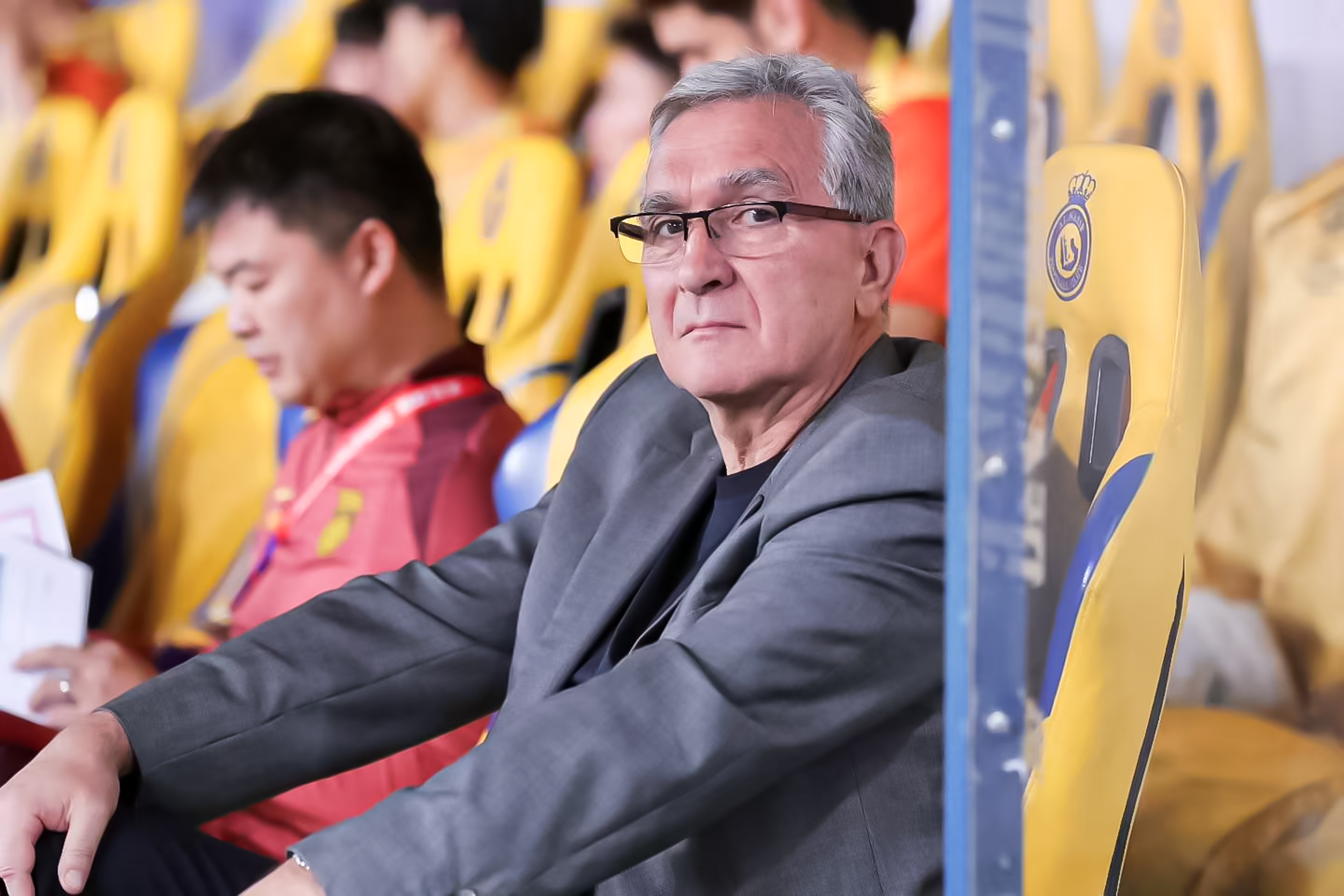 媒體人：長期集訓伊萬練了什么？進攻戰(zhàn)術(shù)只有高準翼大腳找張玉寧